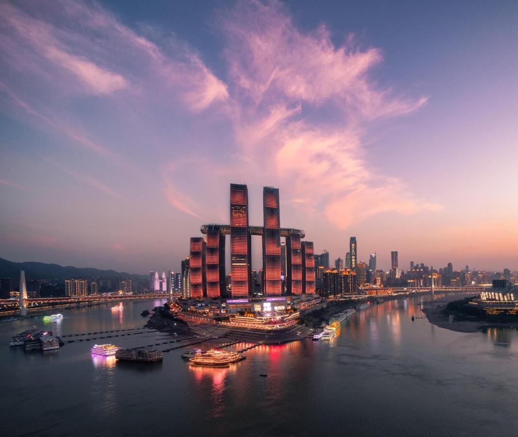 Intercontinental Chongqing Raffles City By Ihg Exteriör bild